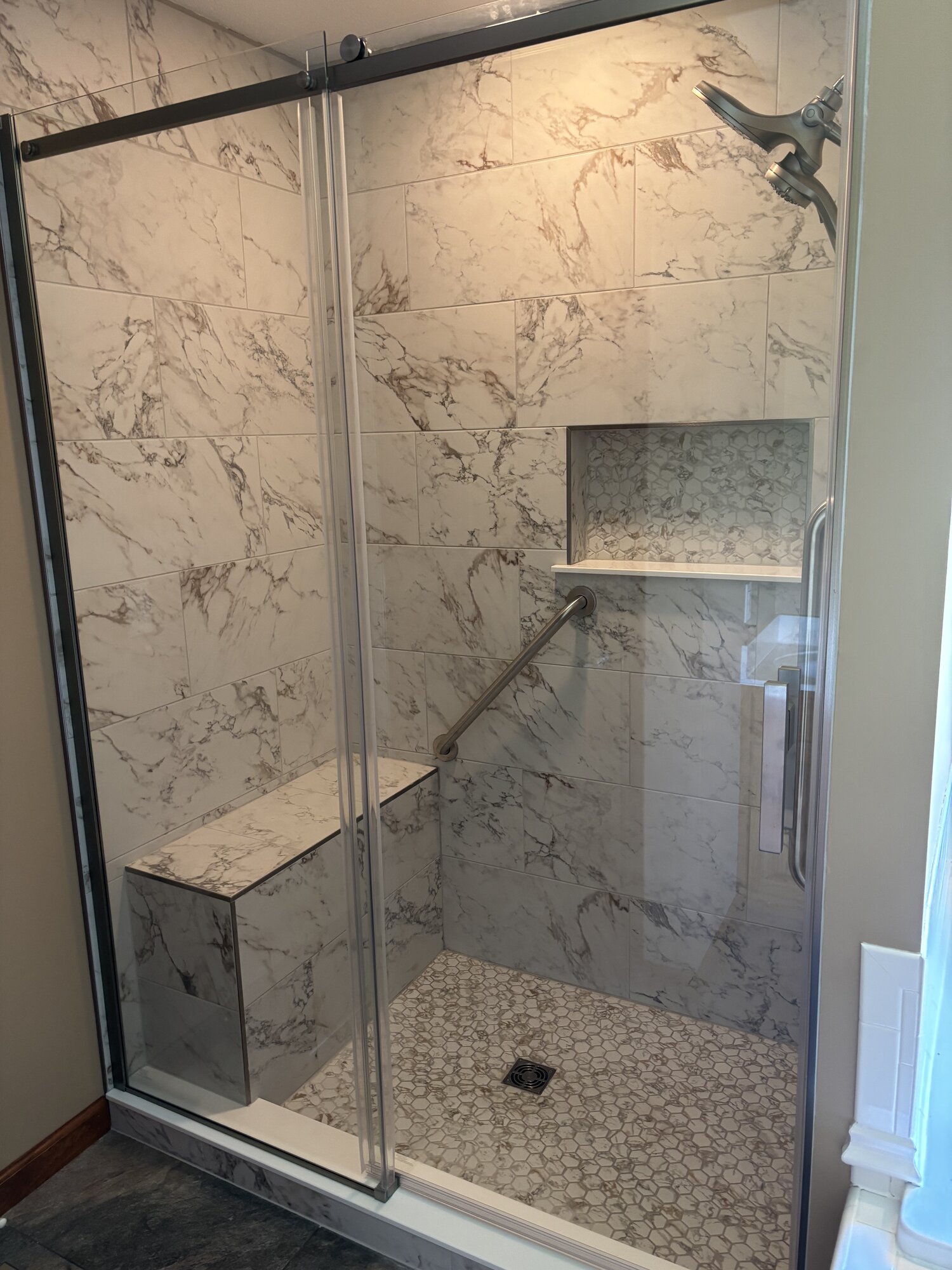 Dated Surround to Spa Walk-In after